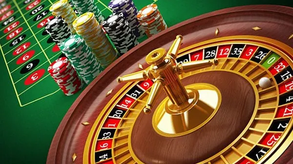 smartphone displaying spinplus app with various casino games